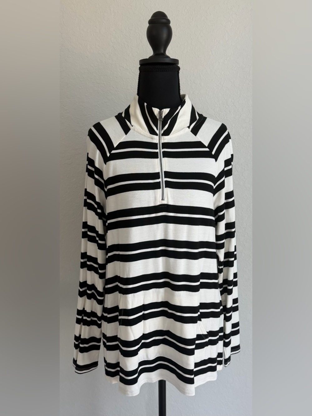 NWT Marketā & Spruce Striped Black & Cream Comfortable Zip-Up Pullover, Large - Picture 2 of 11